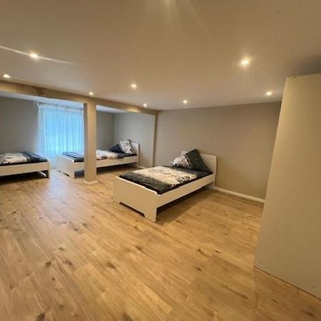 Serena Monteur Apartment Rodenbach  Eksteriør bilde