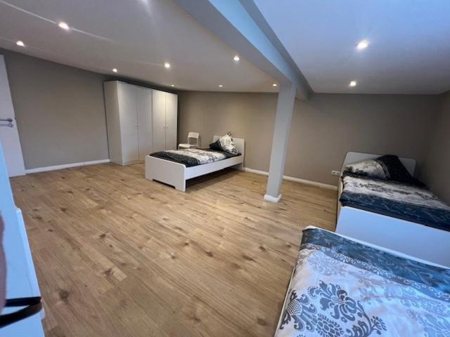 Serena Monteur Apartment Rodenbach  Eksteriør bilde
